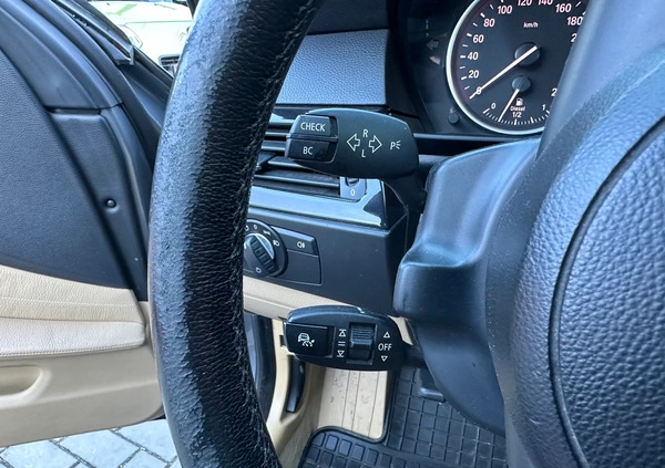 BMW Seria 5 cena 27900 przebieg: 348000, rok produkcji 2008 z Mrocza małe 781